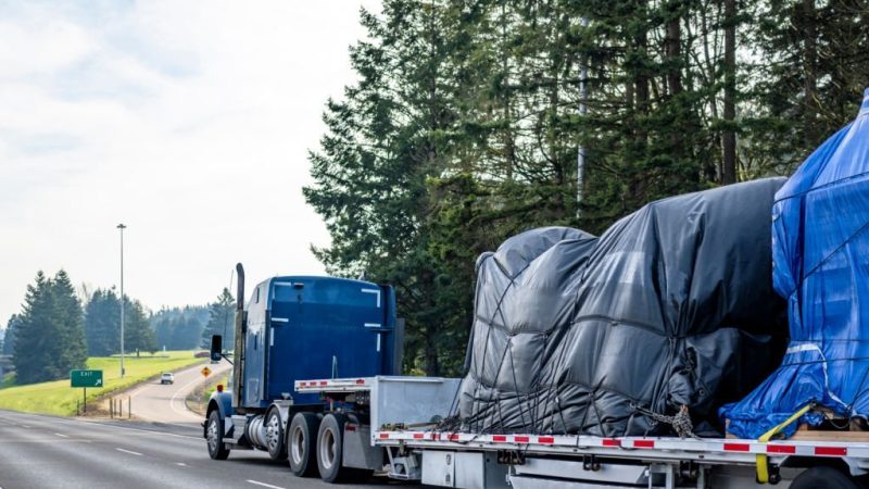 How to Load and Unload a Non-Rolling Vehicle on a Recovery Truck